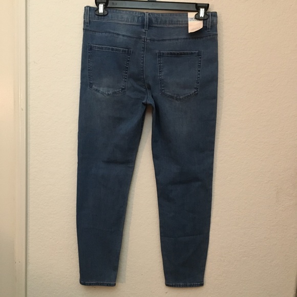 Forever 21 Blue Jeans Skinny Denim F21 Stretch Mid Rise Beverly Light Wash Sz 30 - Picture 2 of 6